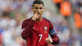 澳门威尼斯人娱乐城-Karsa跨界称王！利物浦FIFA电竞锦标赛夺冠挺进世界赛